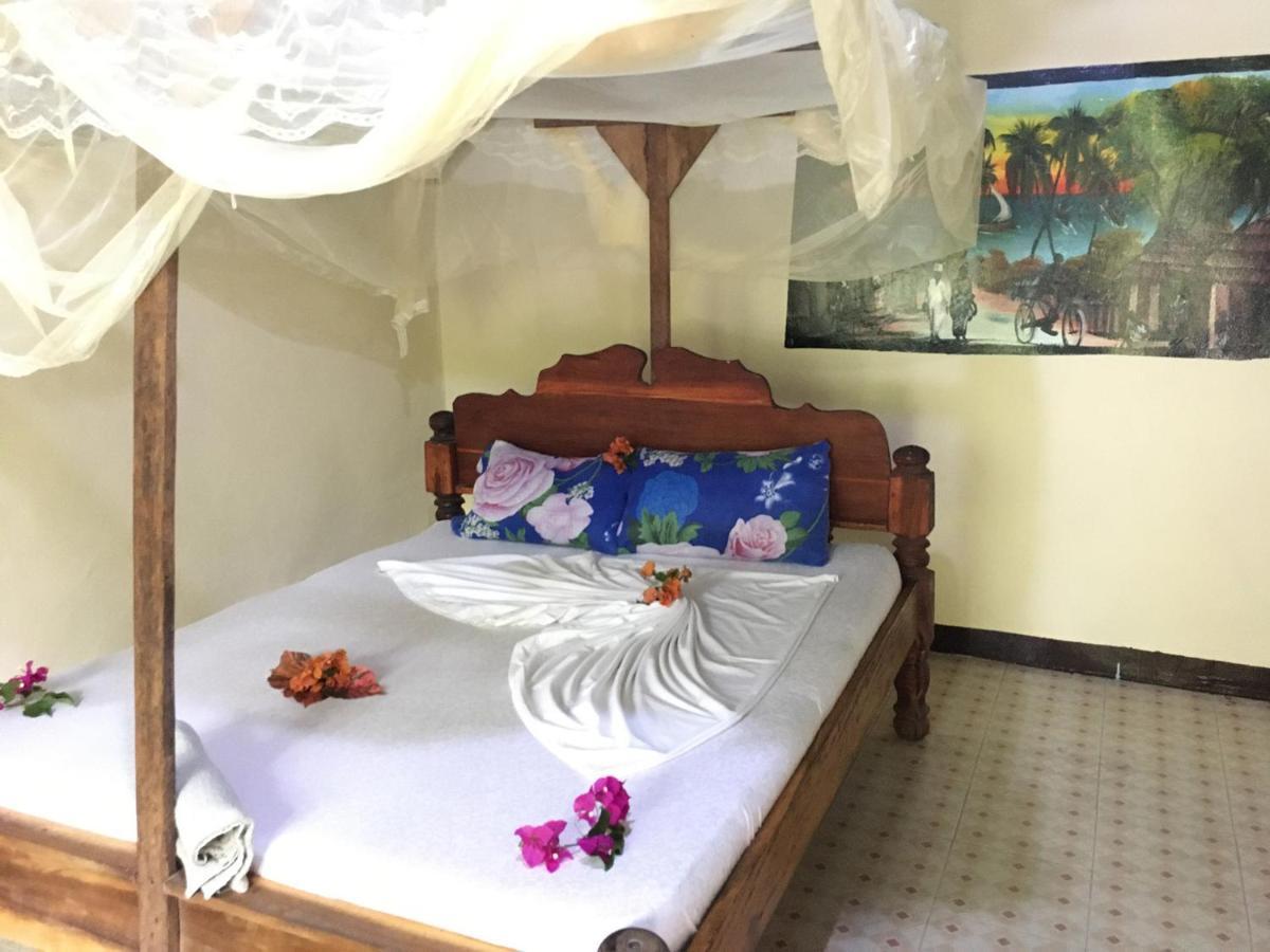 Mount Zion Lodge Michamvi Oda fotoğraf